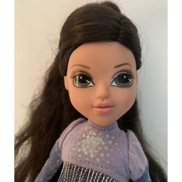 Moxie Girlz Lexa Doll from  Magic Snow RC Ice Skating Rink - Read Condition - Picture 4 of 9